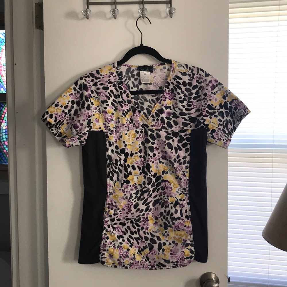 Cherokee Scrub Top